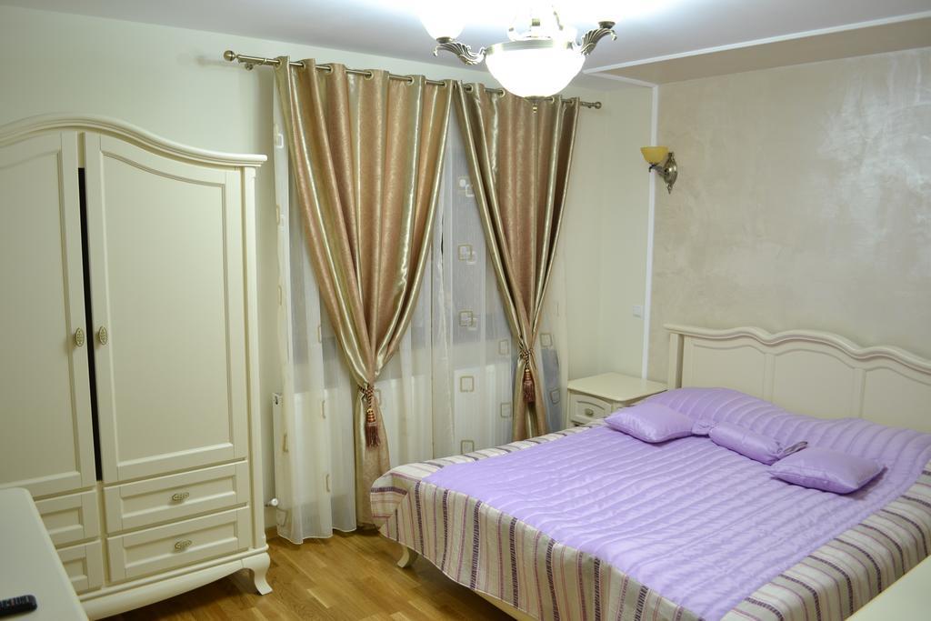 Pensiunea Codrii Mamului Lungesti (Valcea) Bagian luar foto